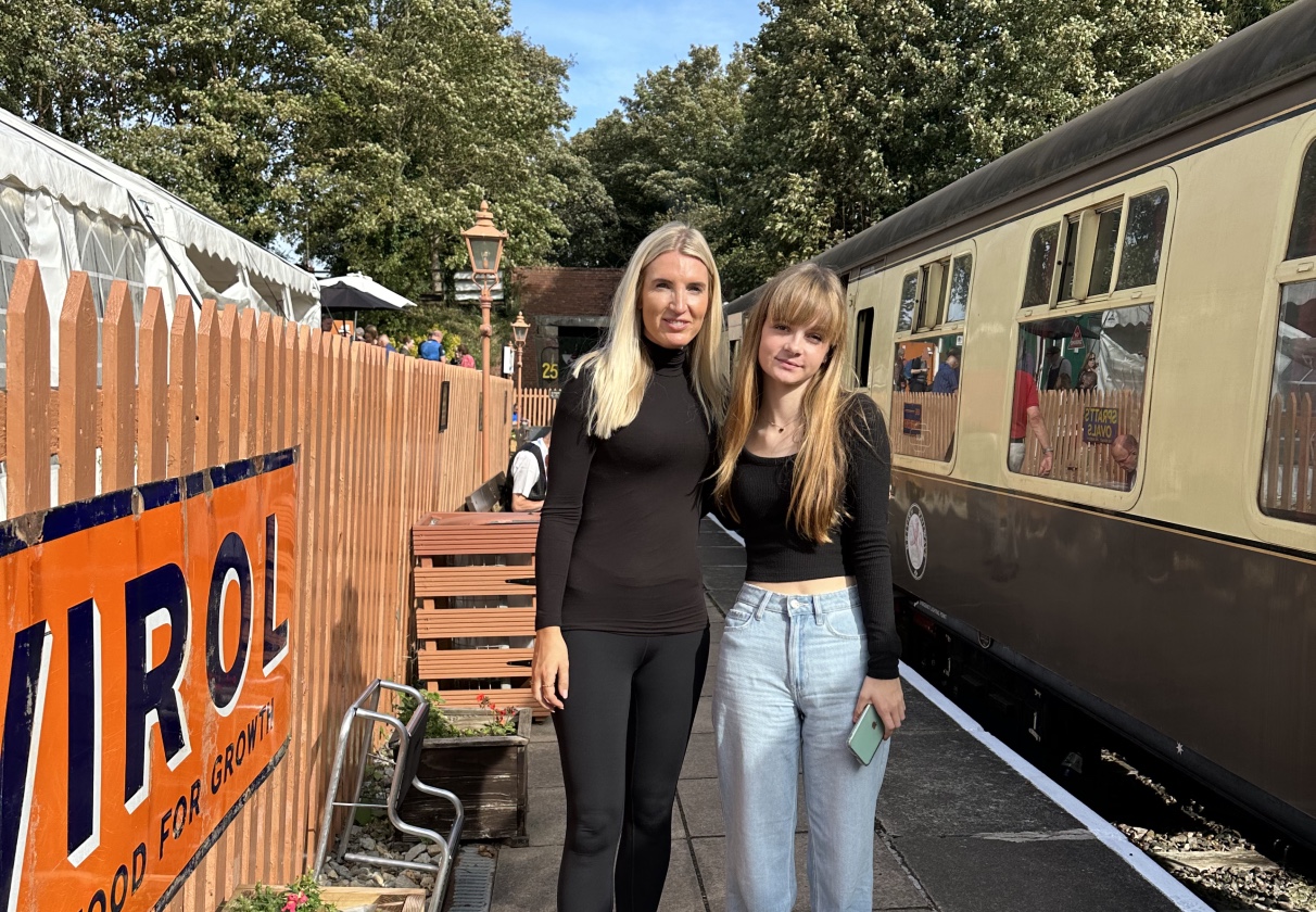Heritage Steam Train Experience with Chocolates & Bubbly
