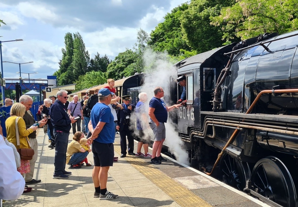 American Wartime Steam Tour in The Chilterns